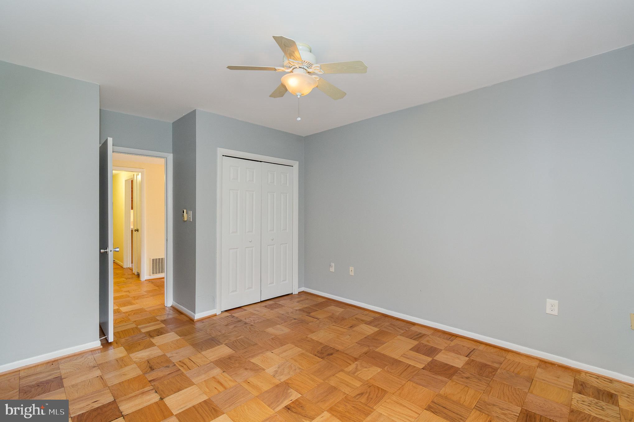 ROLAND PARK - Residential