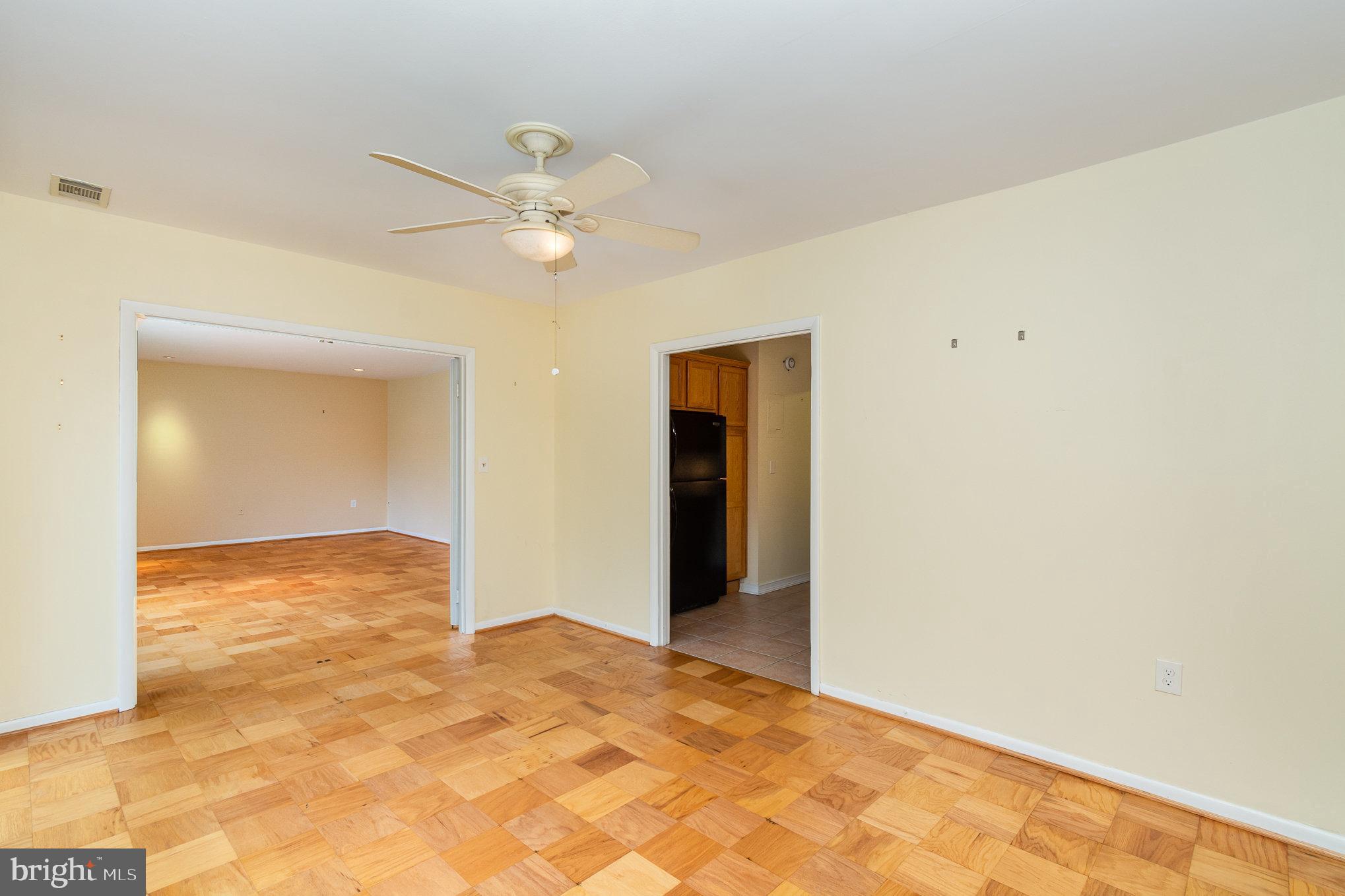 ROLAND PARK - Residential