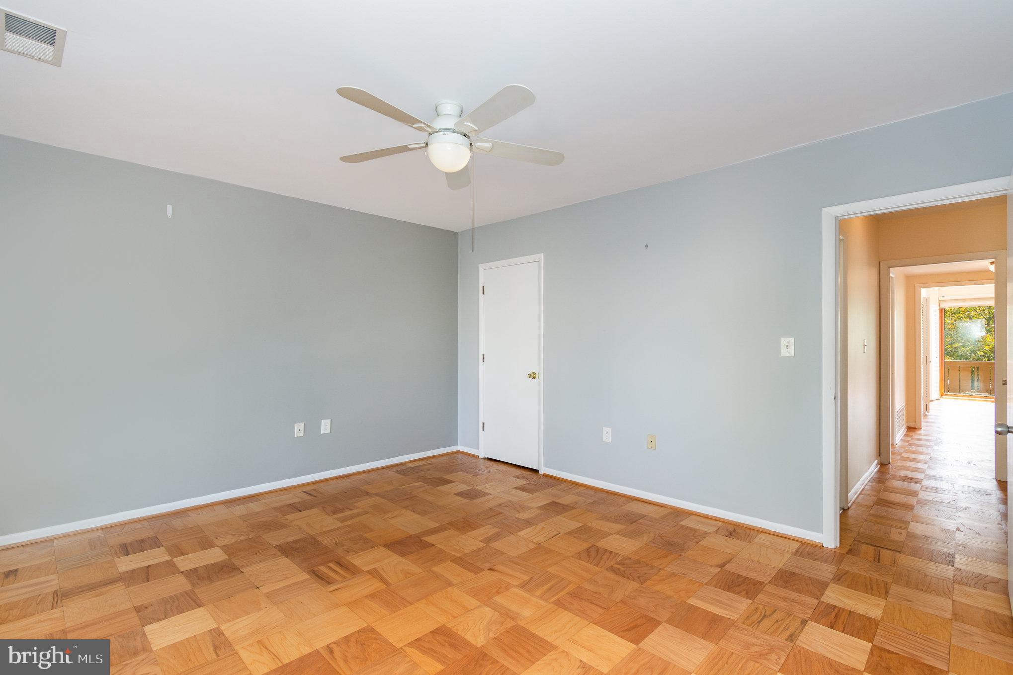 ROLAND PARK - Residential