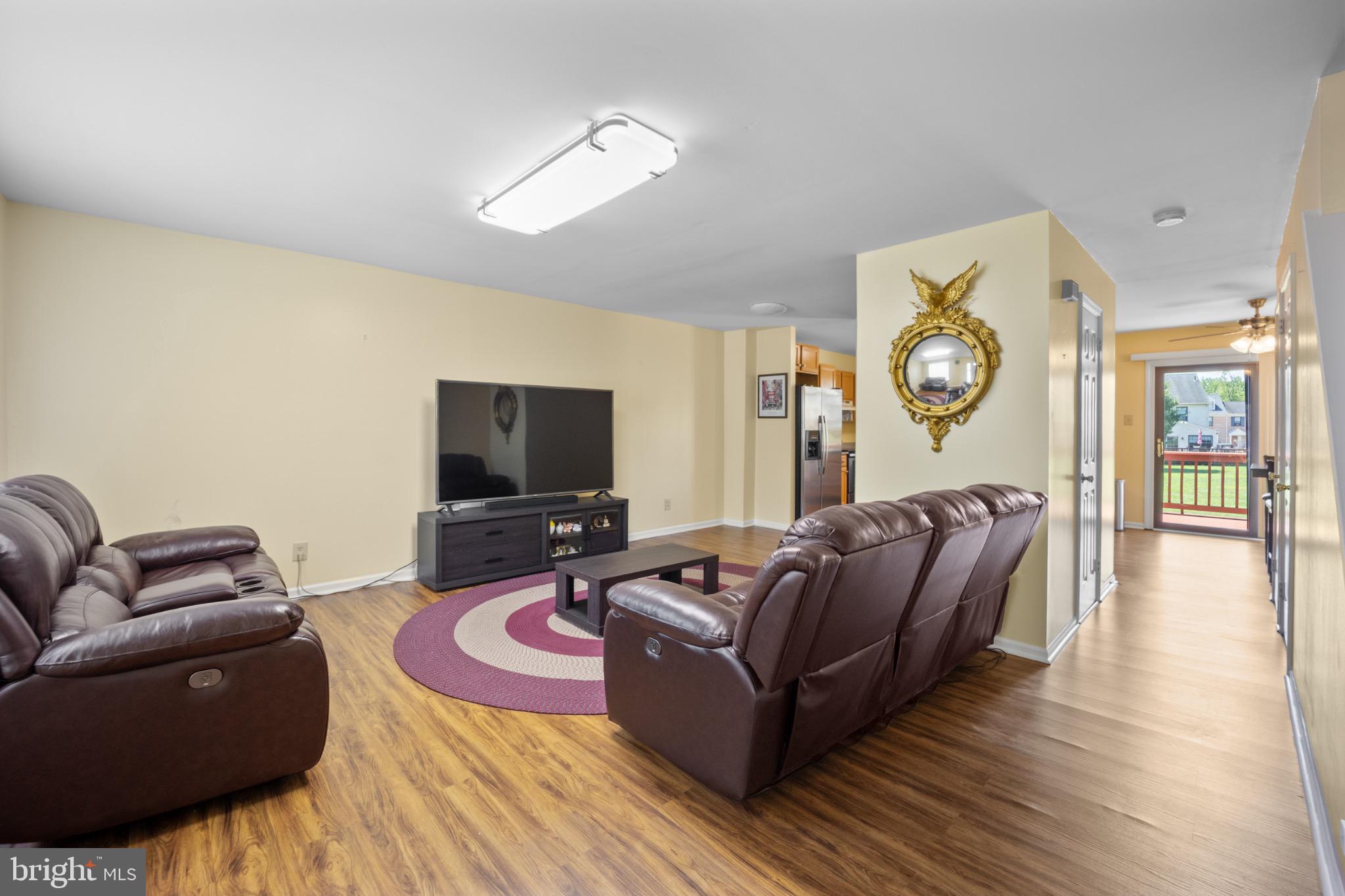 413 CARPENTER CIRCLE