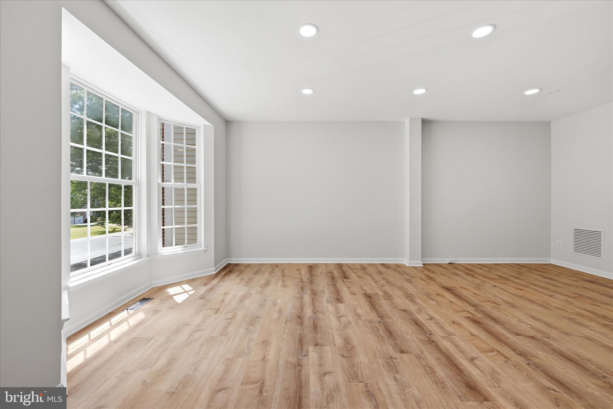 KINGSBROOKE - Residential