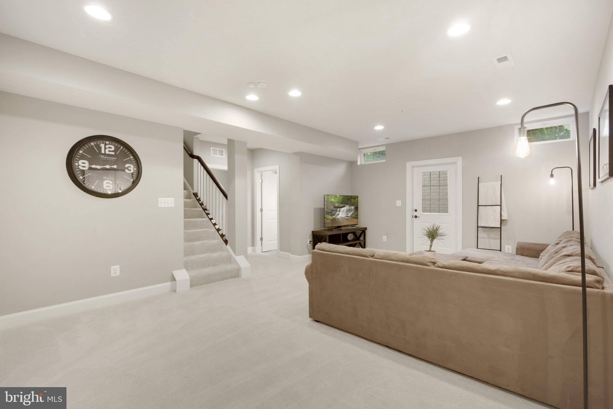 SUMMER HAVEN - Residential