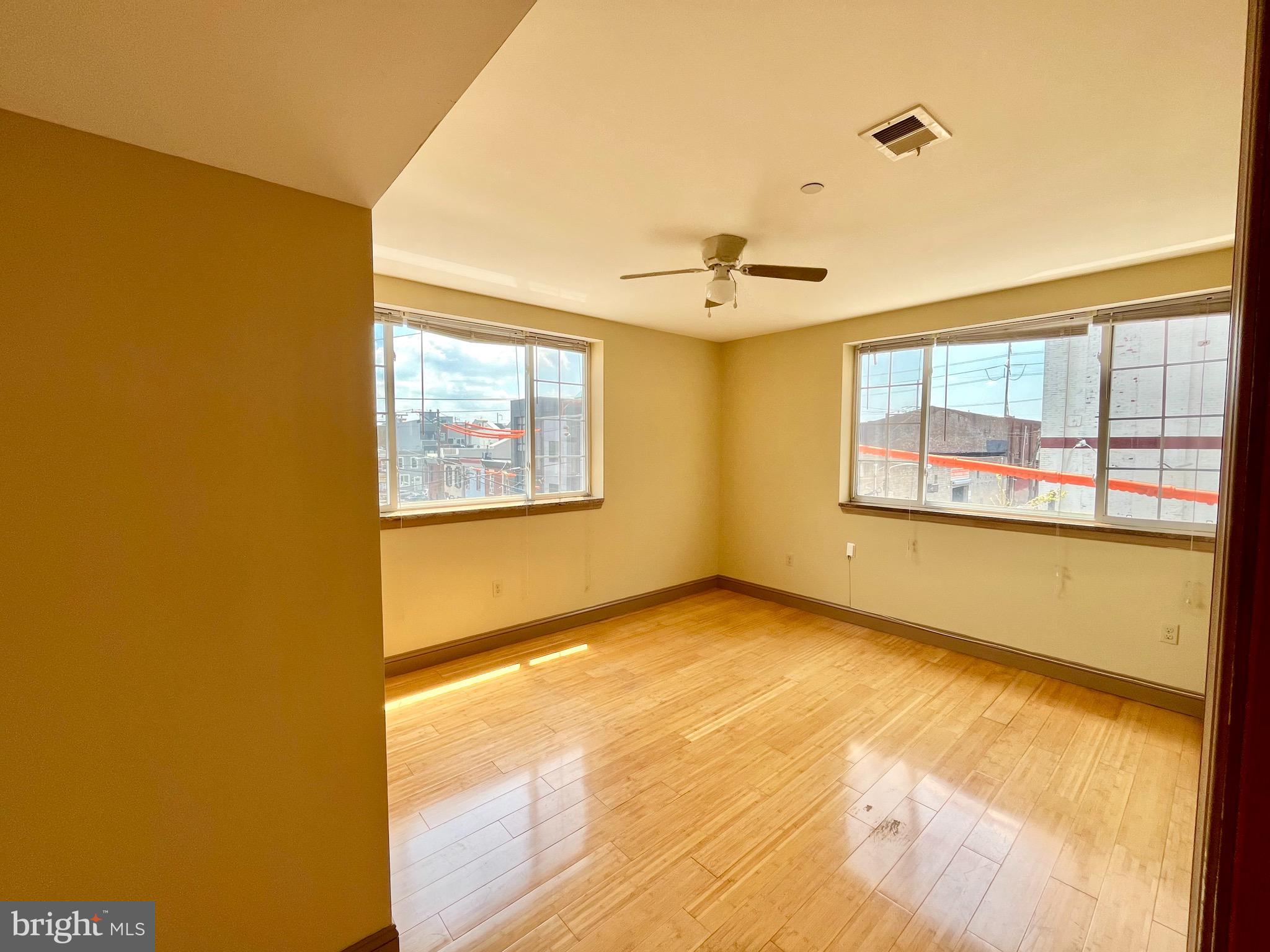 GRAYS FERRY - Residential Lease