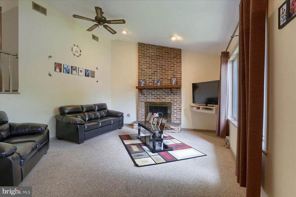 Photo of 332 BUCHANAN DR, EPHRATA, PA 17522 (MLS # PALA2034780)