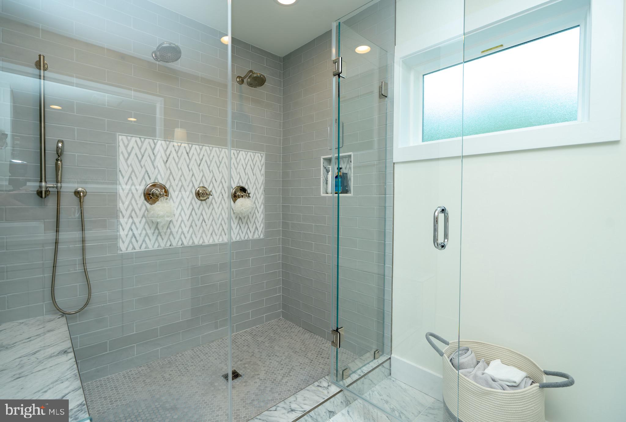 PARKHURST - Residential