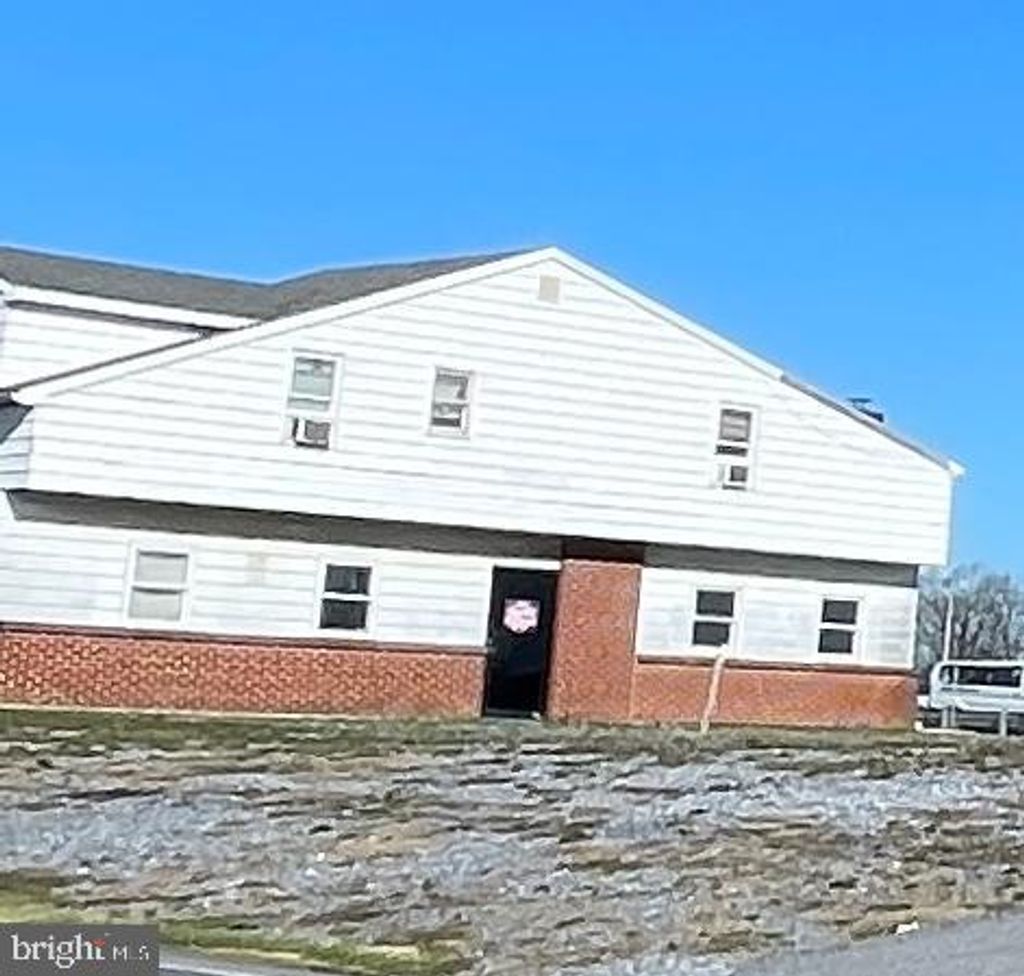 Photo of 116 Auction Road, MANHEIM, PA 17545 (MLS # PALA2080368)