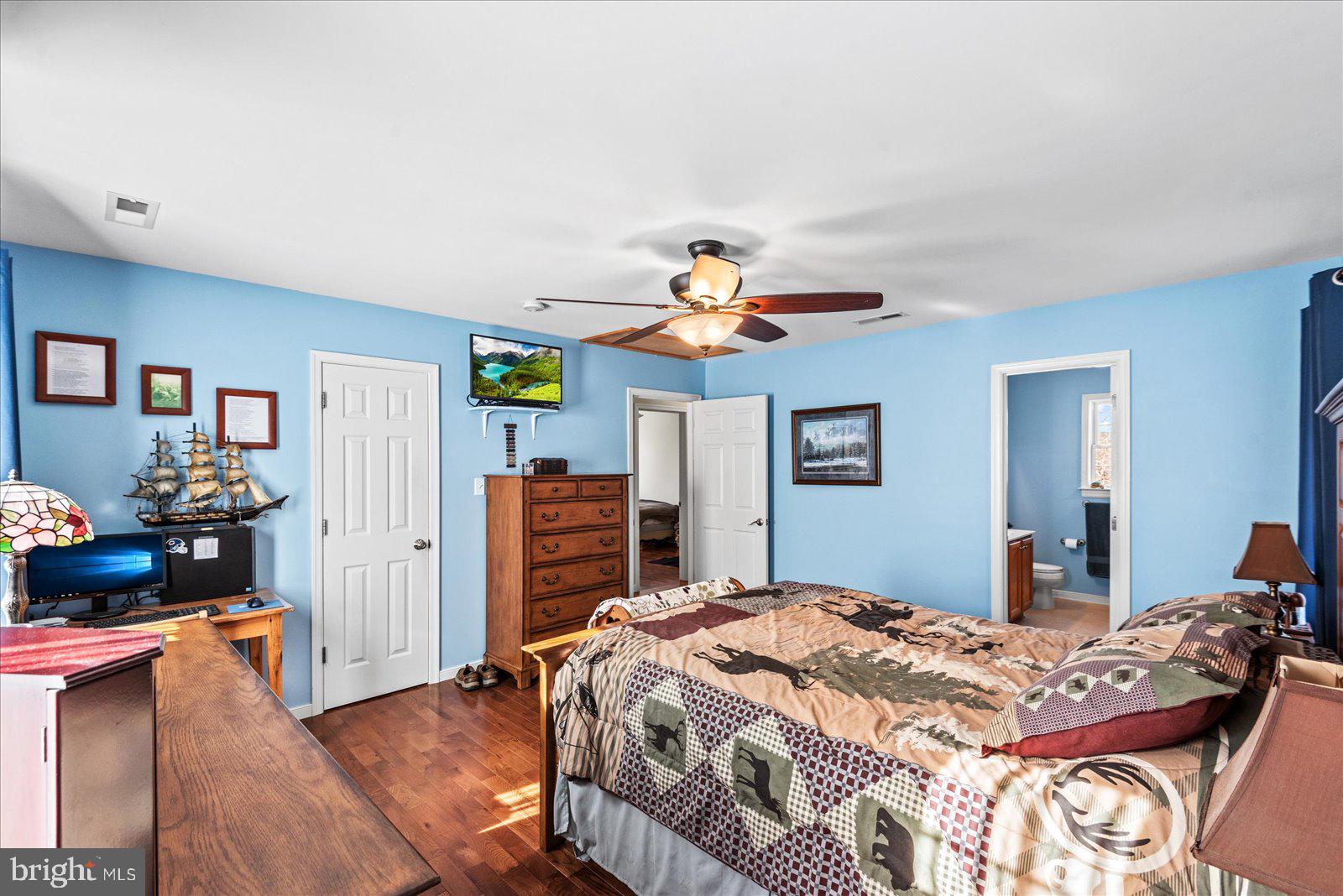 CASTLE PARK - Residential