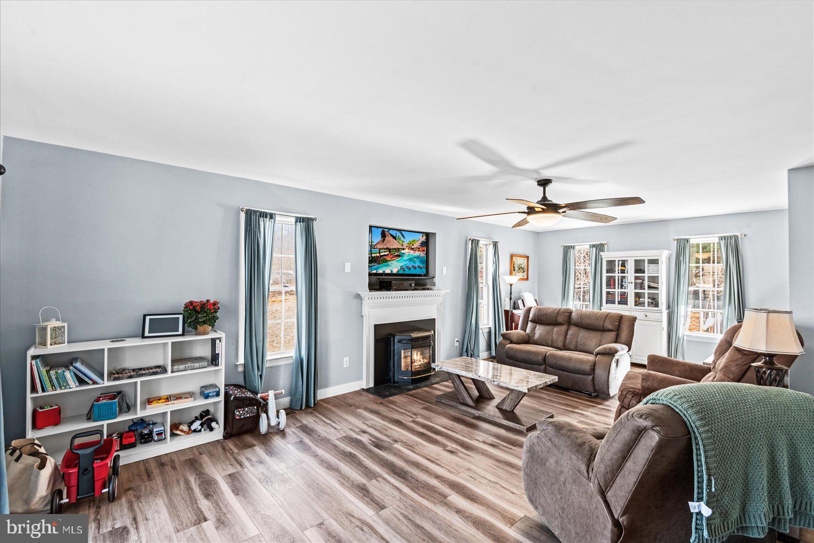 CASTLE PARK - Residential