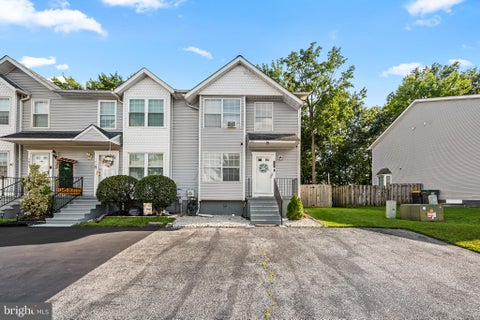 Townhouse For Sale - 100 Britain Court<br/> NEWARK, DE 19702