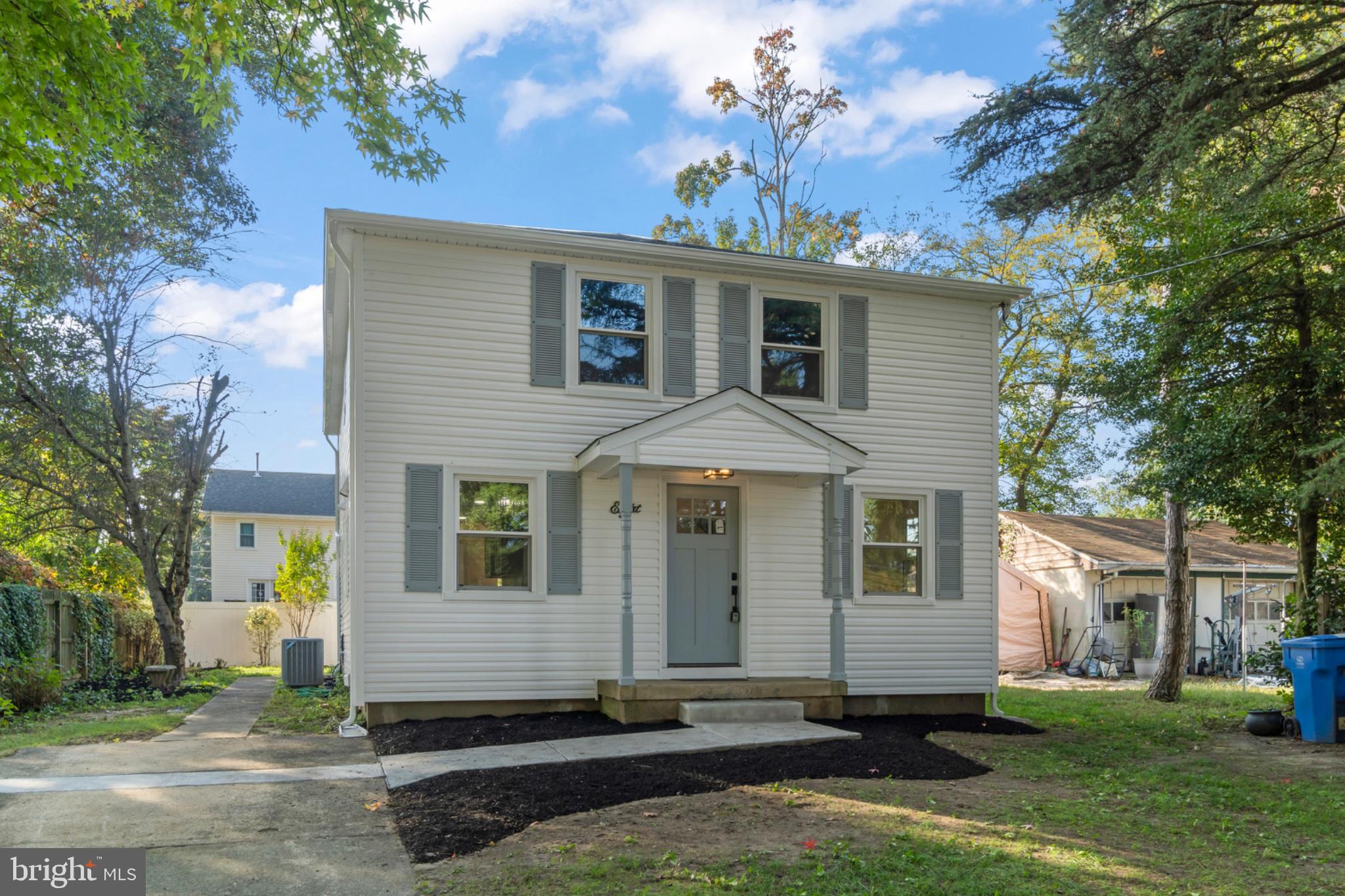 8 OAKVIEW