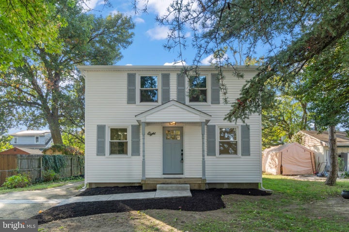 Photo 1 of 20 — 8 OAKVIEW, CHERRY HILL, NJ 08002