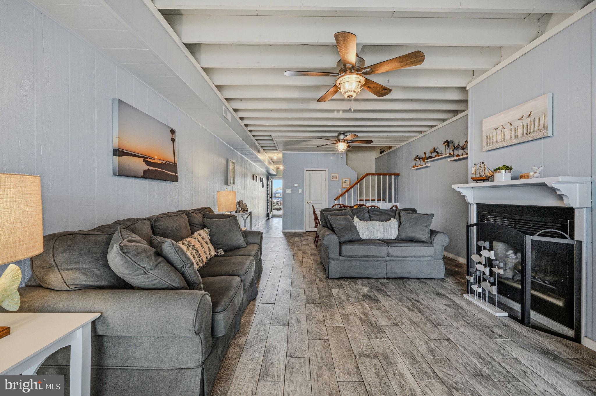 MALLARD LAKES - Residential