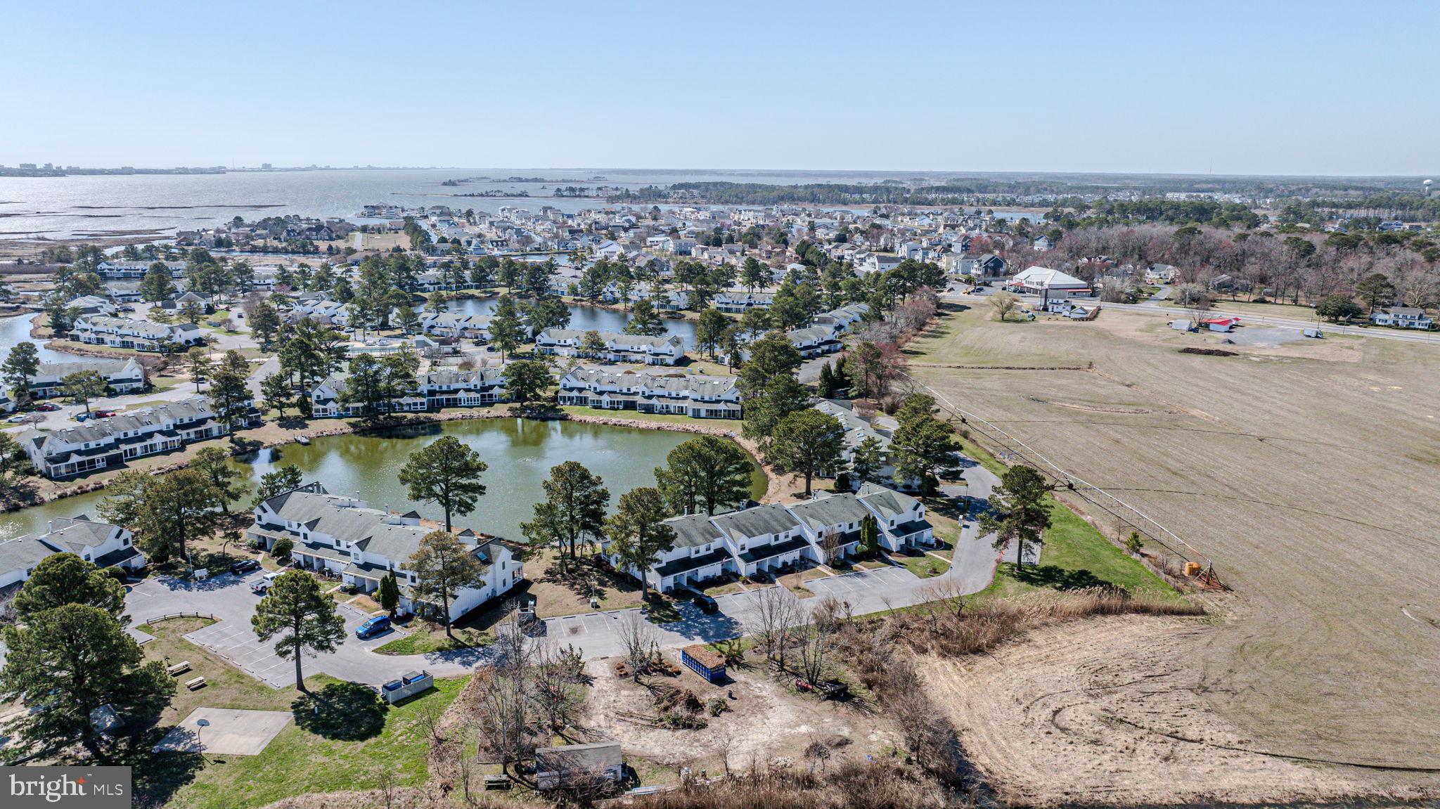 MALLARD LAKES - Residential