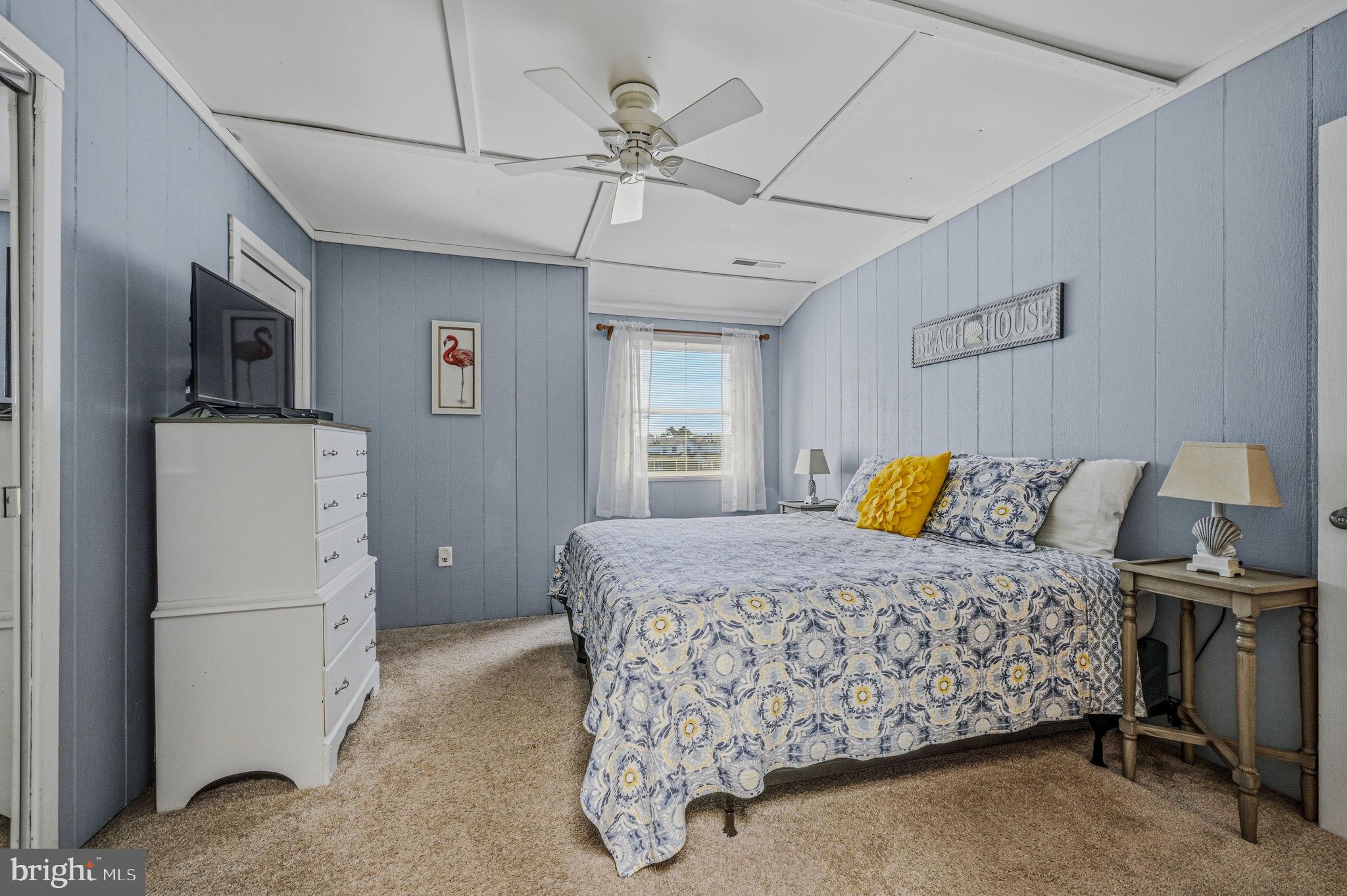 MALLARD LAKES - Residential