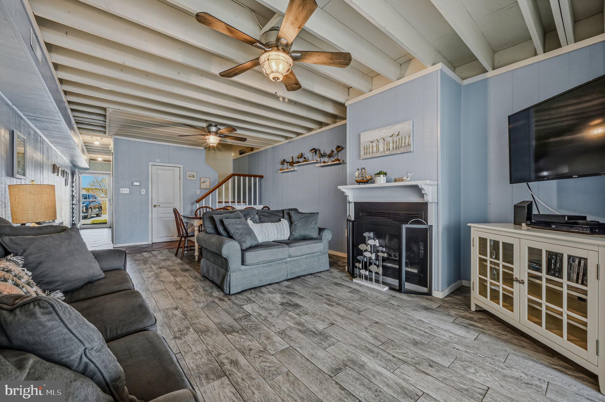 MALLARD LAKES - Residential