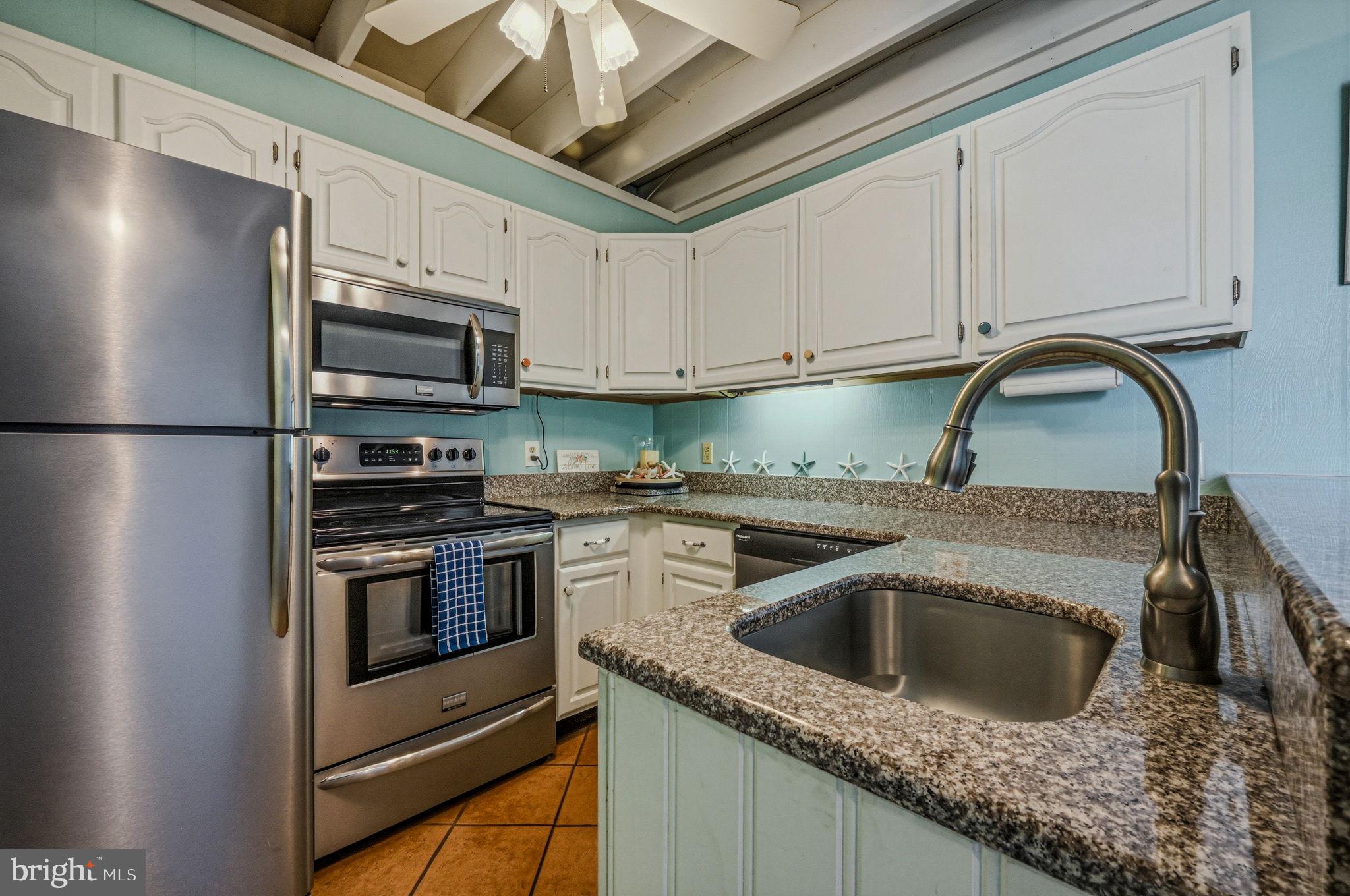 MALLARD LAKES - Residential