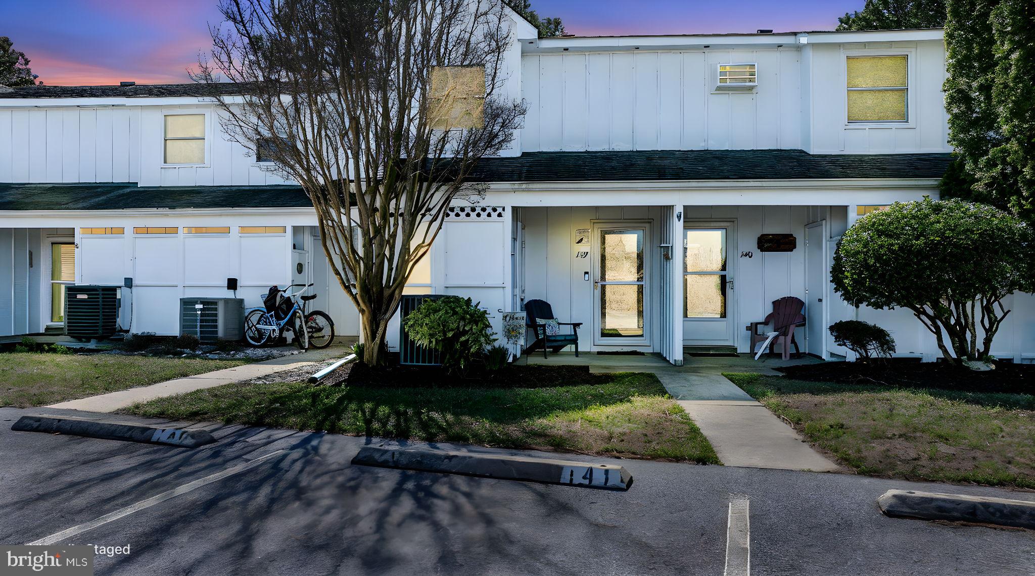 MALLARD LAKES - Residential