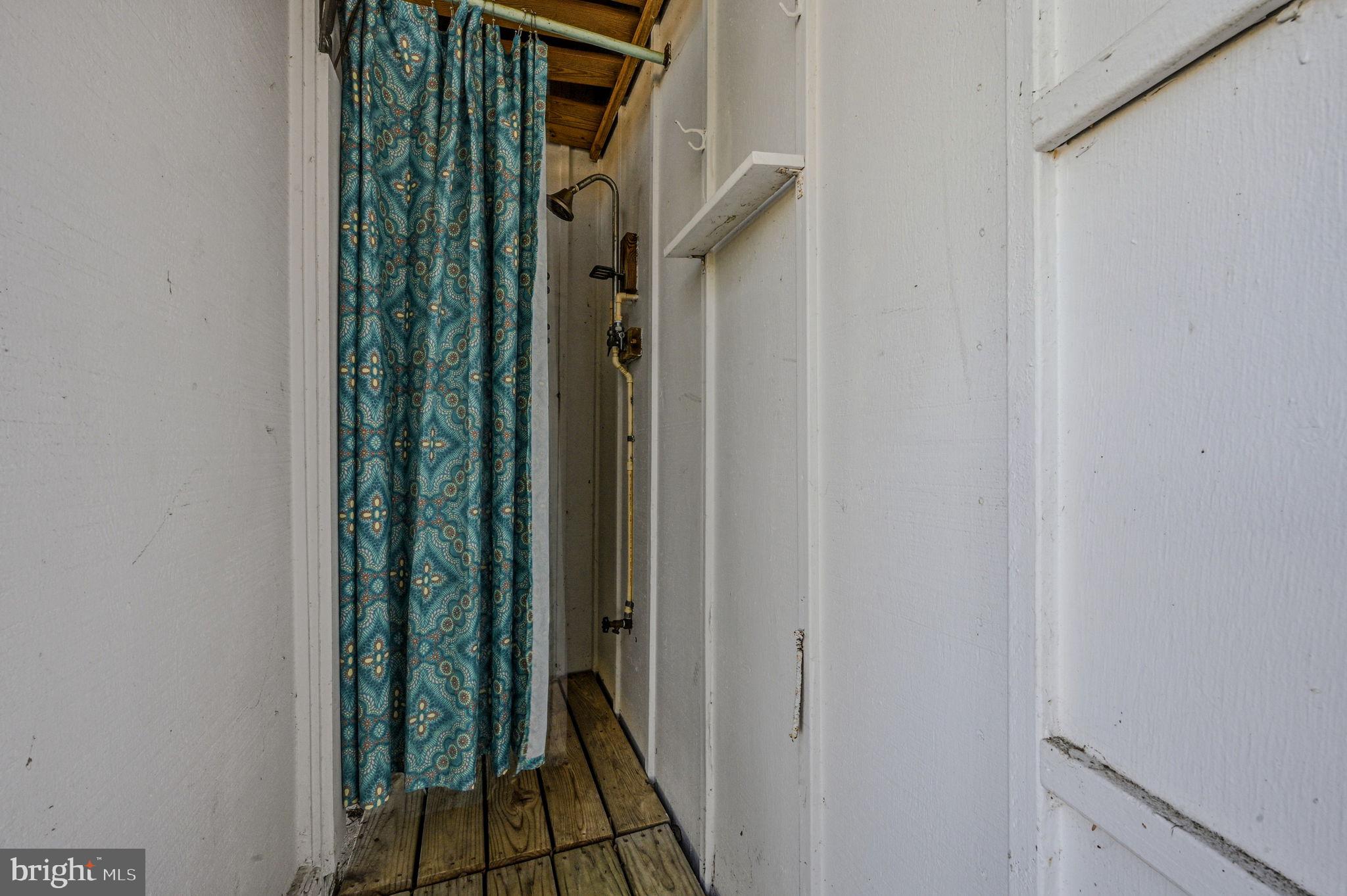 MALLARD LAKES - Residential