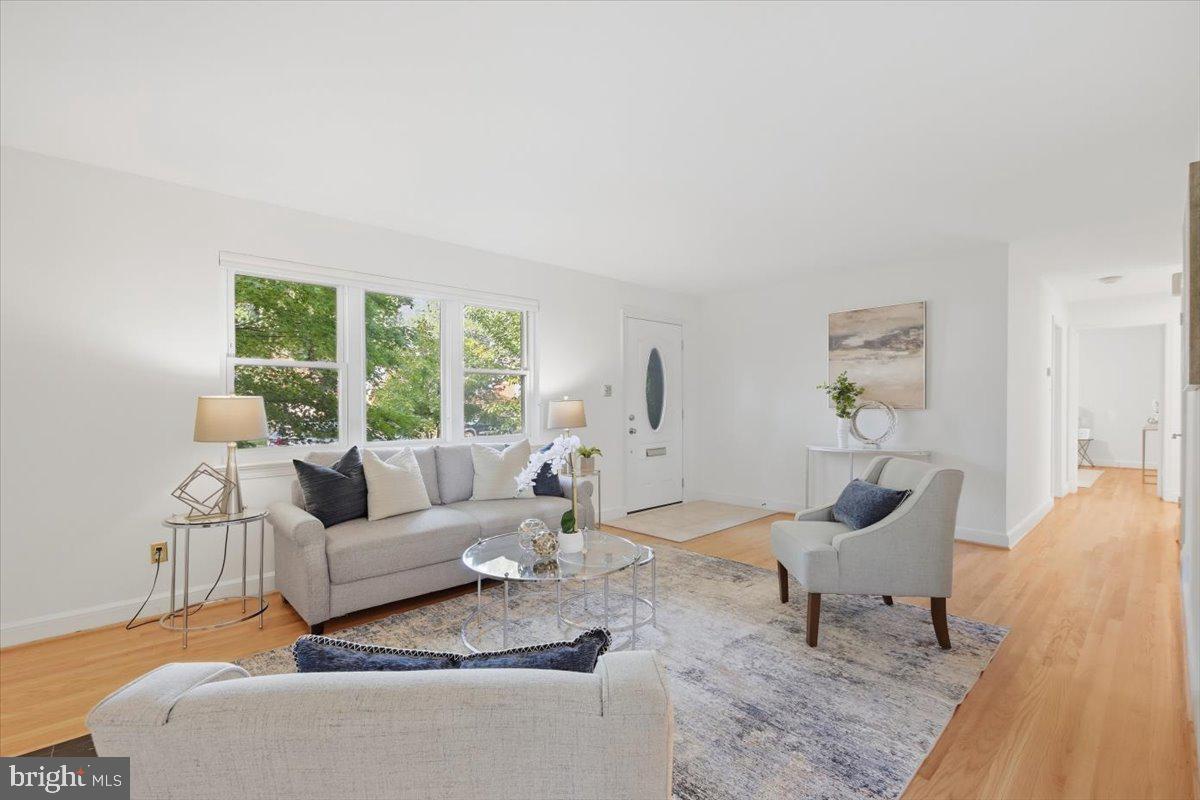Search Homes 4 5911 GRAYSON STREET