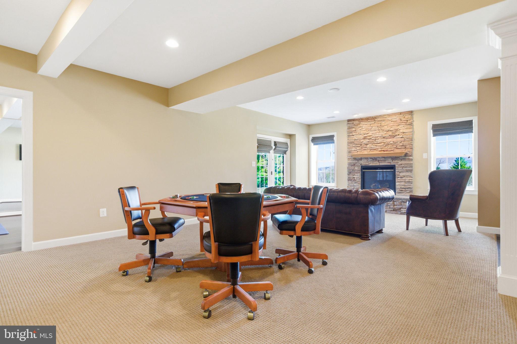 GLENBROOK - Residential