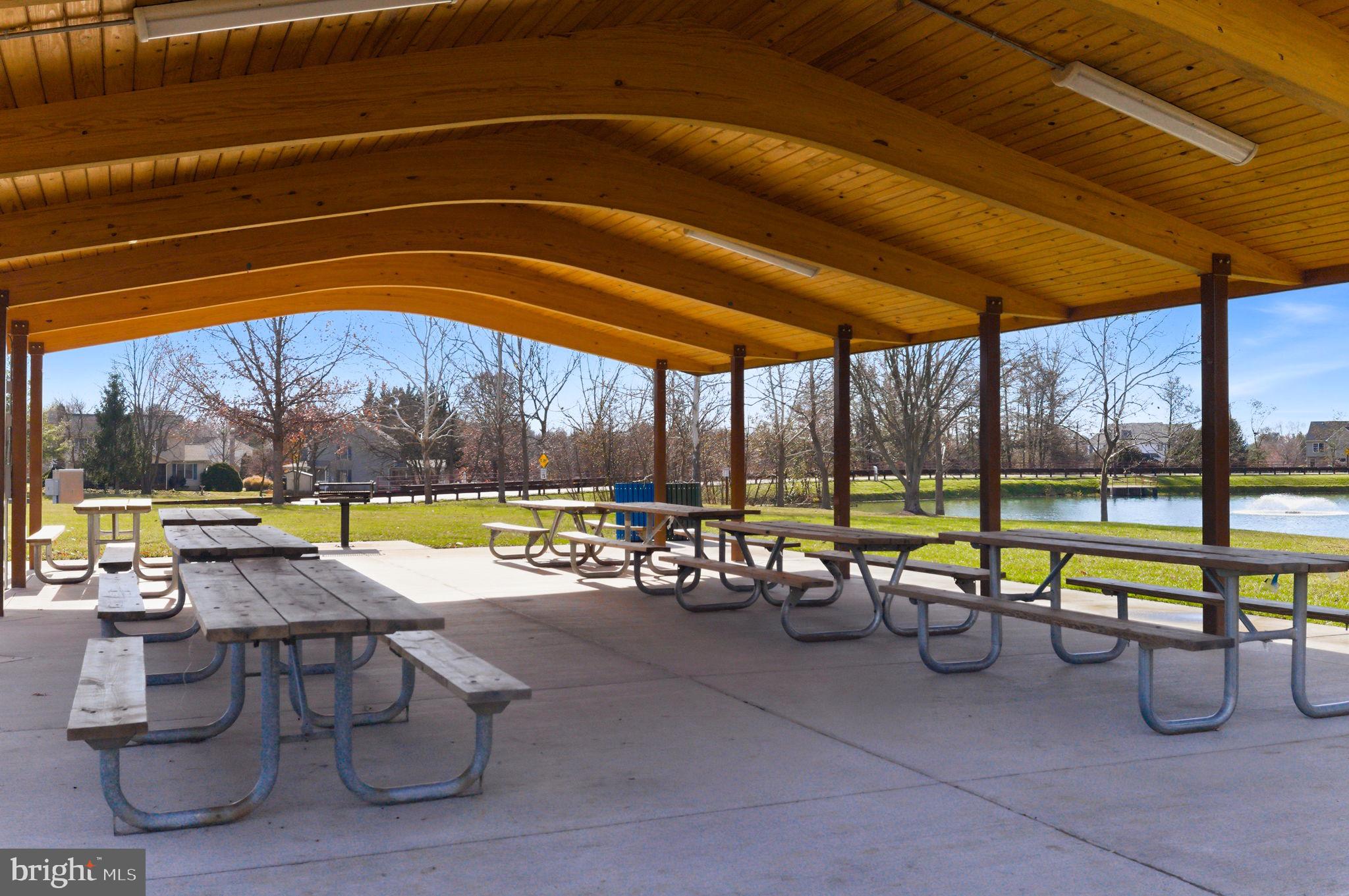 GLENBROOK - Residential