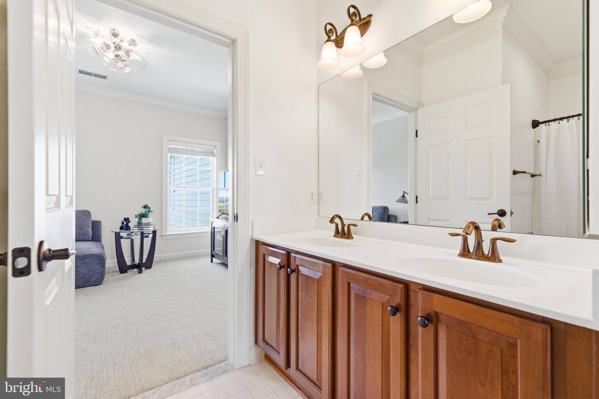 GLENBROOK - Residential