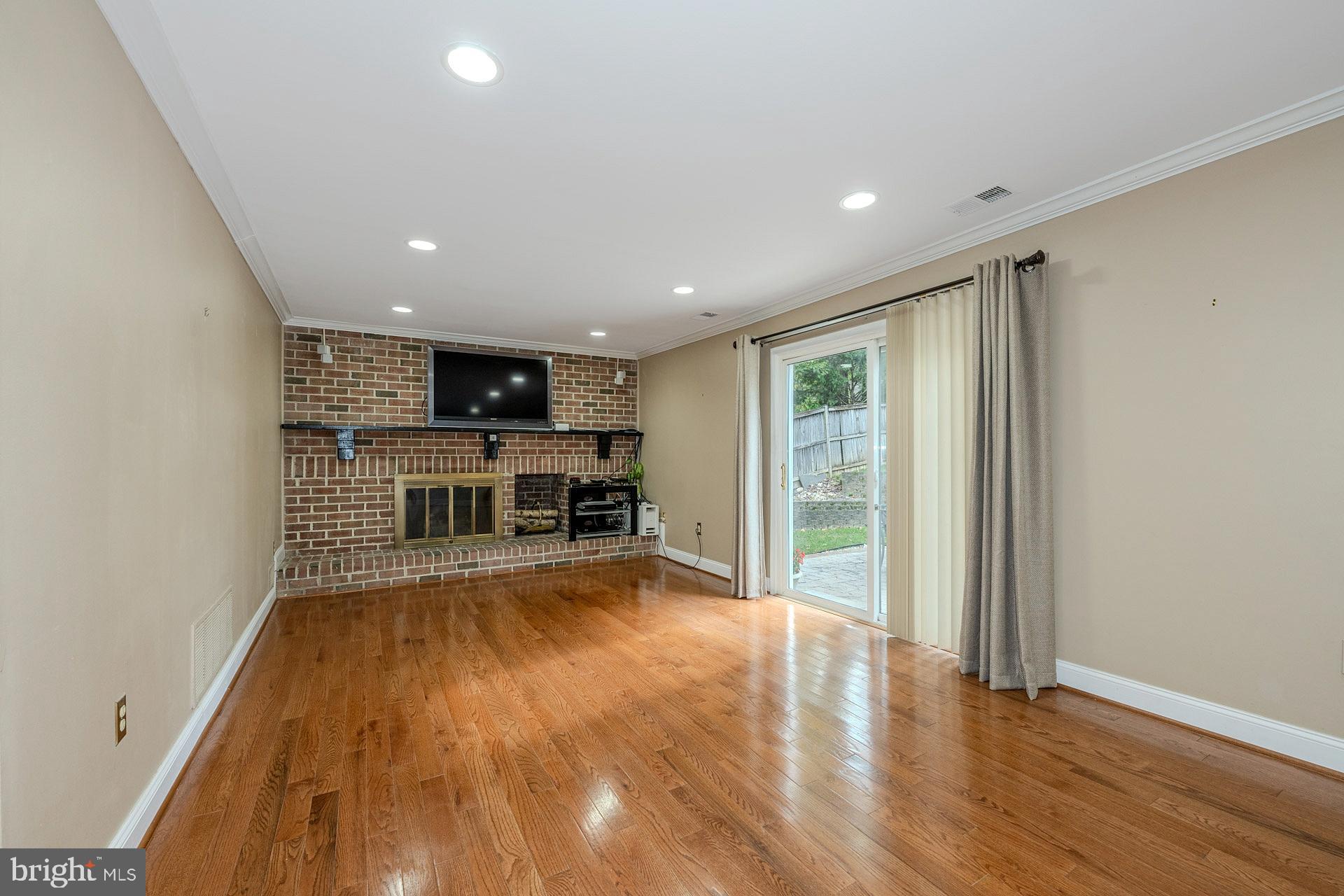 ROLLING FOREST - Residential