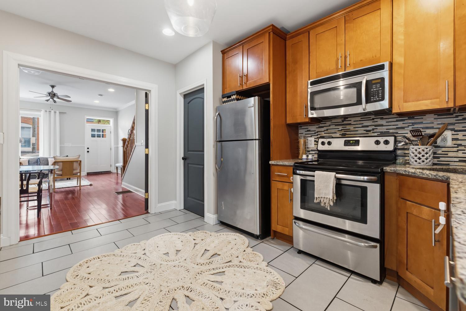 POINT BREEZE - Residential