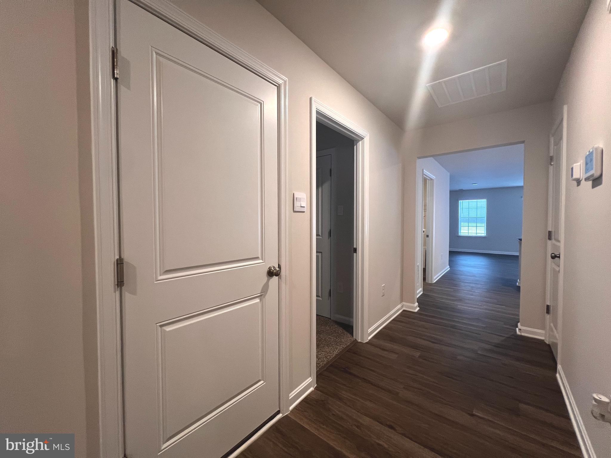 RED HILL - Residential Lease