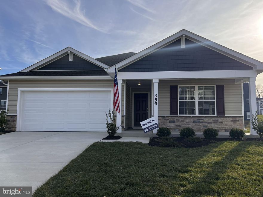 This beautiful new building one level house its ready for rent! Red Hill community, minutes to I-81.
4bedroom and 2 bathrooms, granite countertop, open kitchen and living space, two car garage.
please call listing agent for showing.