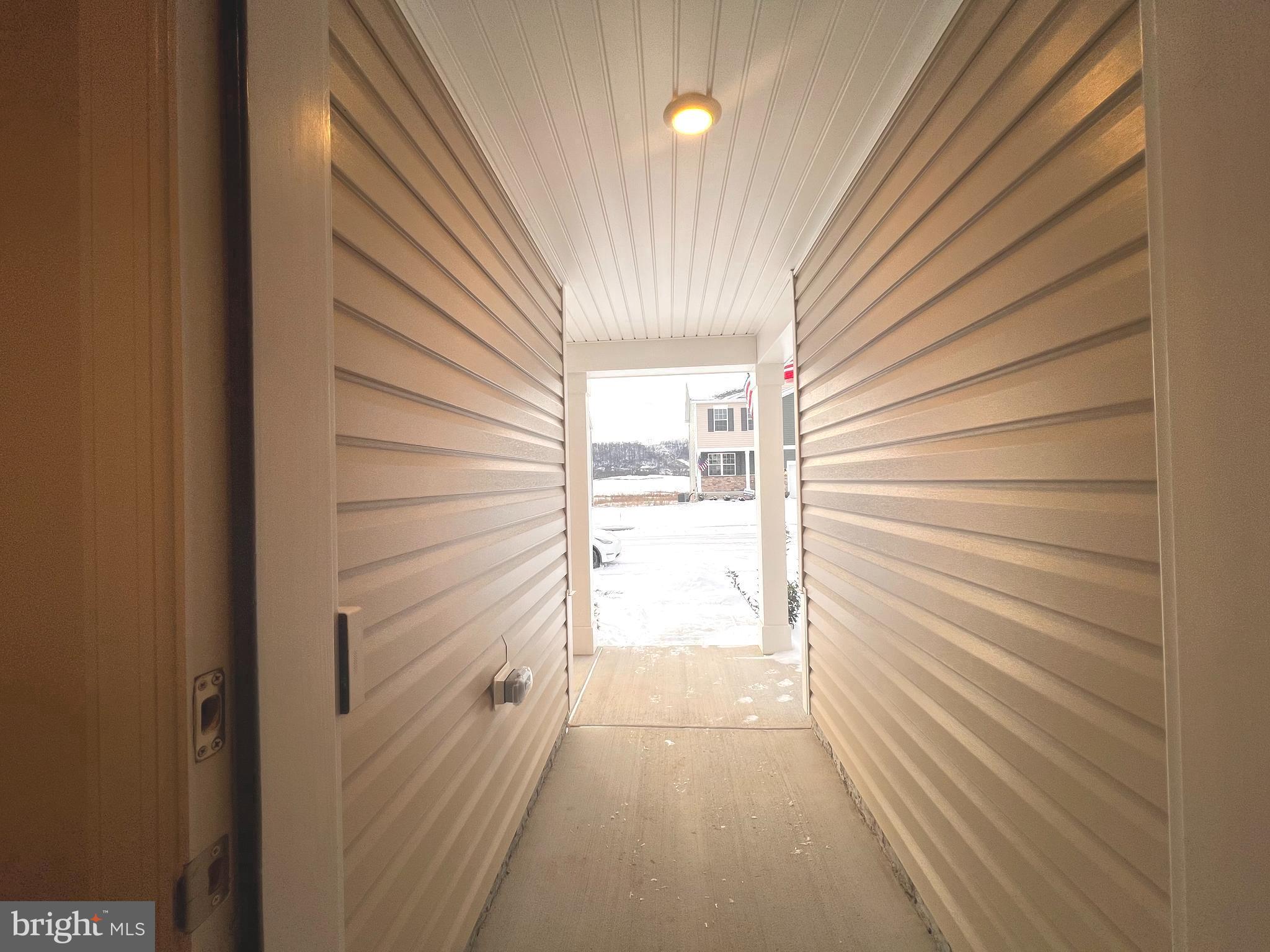 RED HILL - Residential Lease