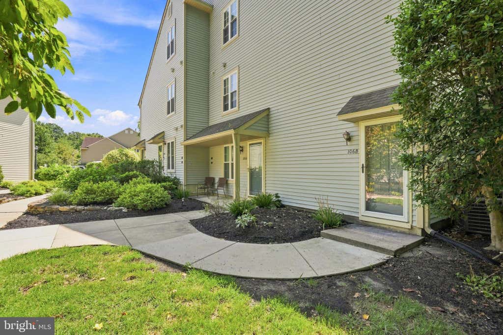 Photo of 106 - B Harwood Court, MOUNT LAUREL, NJ 08054 (MLS # NJBL2119218)