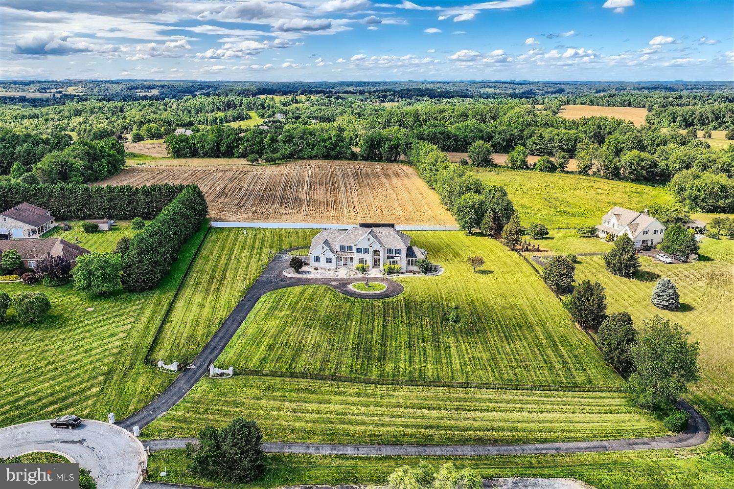 GLENVILLE MANOR - Residential