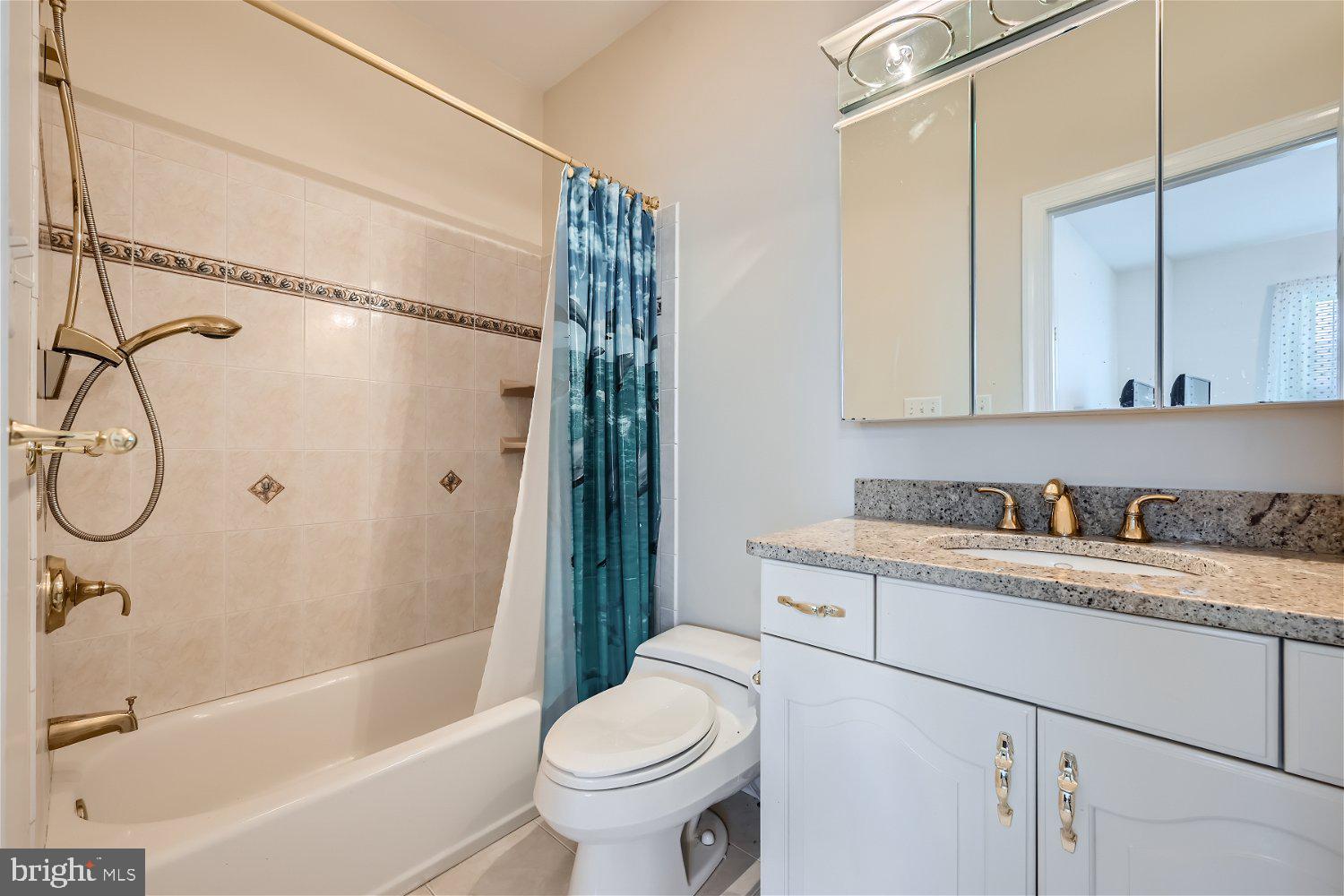 GLENVILLE MANOR - Residential