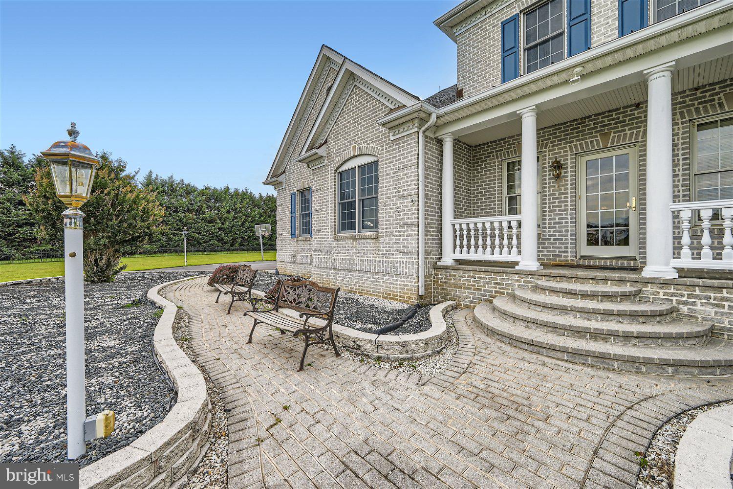 GLENVILLE MANOR - Residential