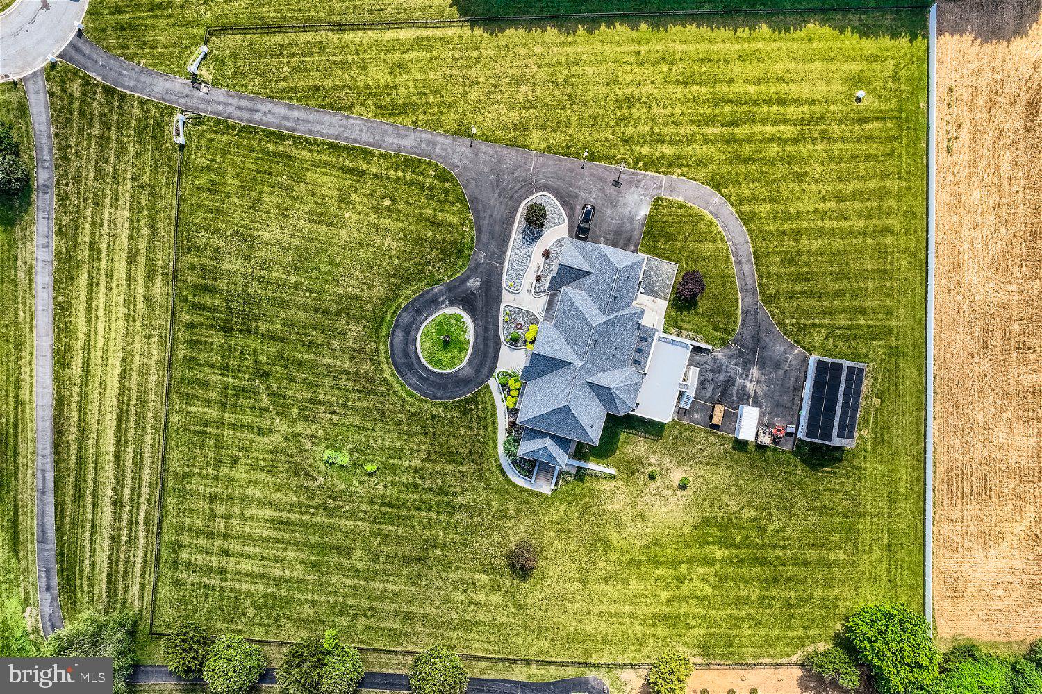 GLENVILLE MANOR - Residential