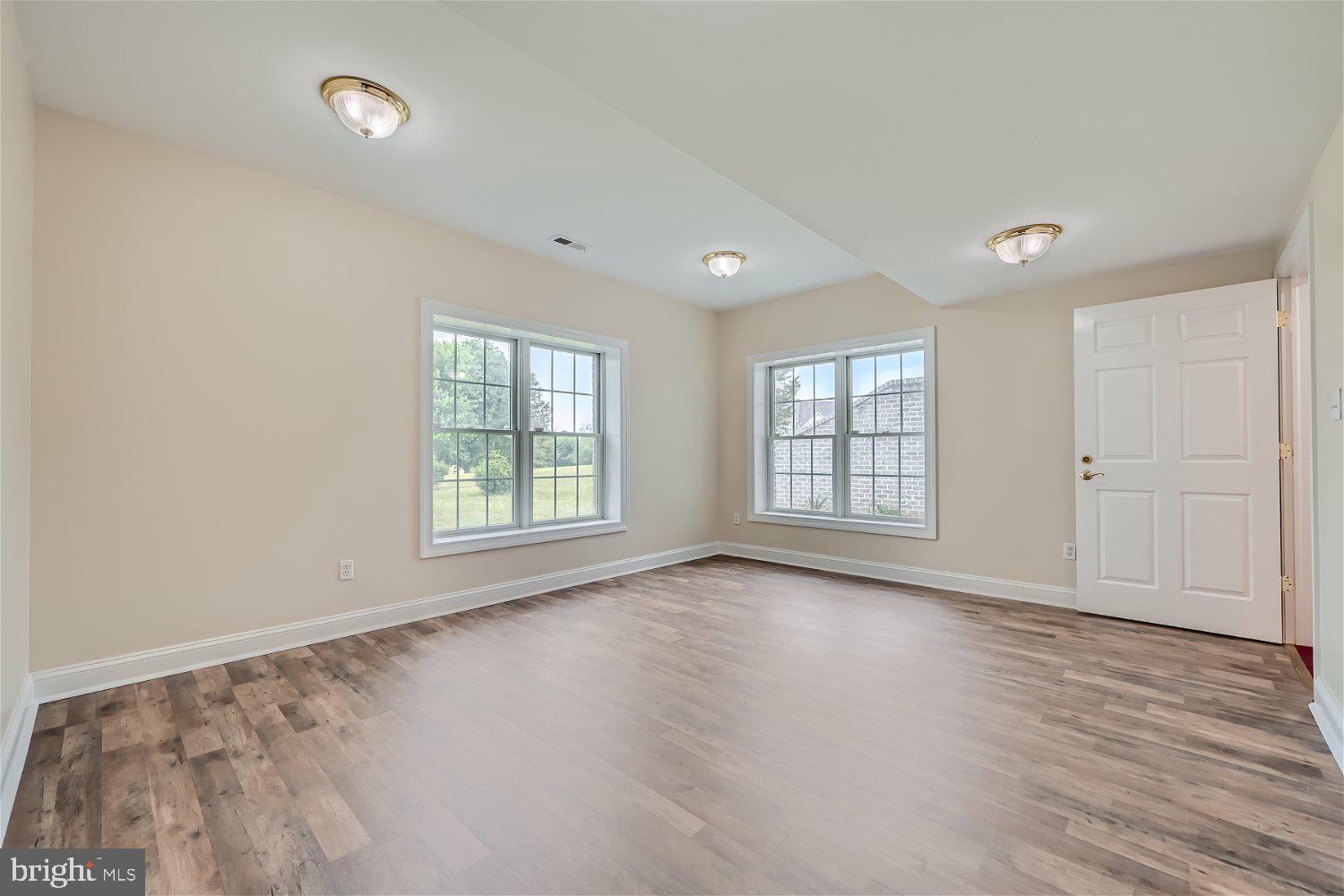 GLENVILLE MANOR - Residential