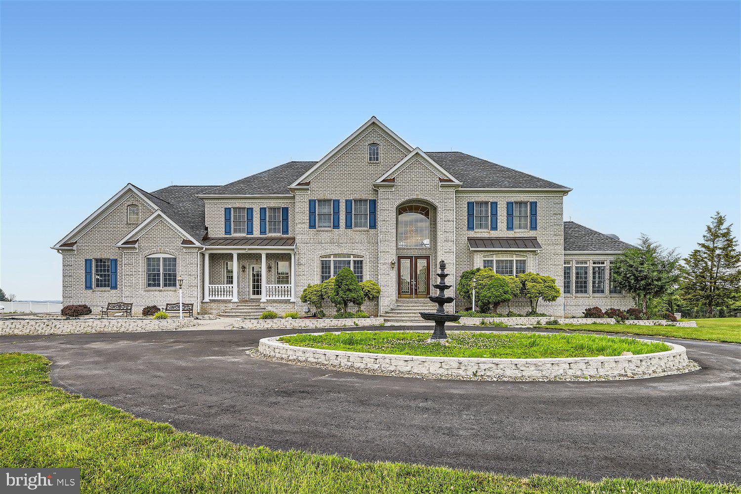 GLENVILLE MANOR - Residential