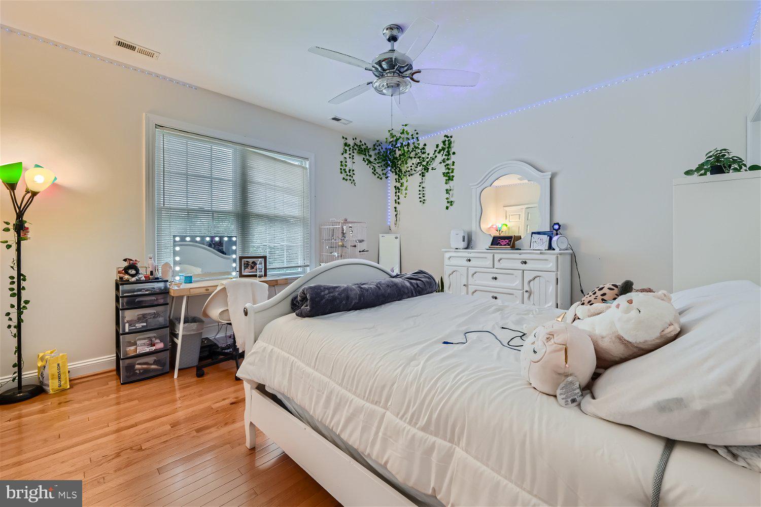 GLENVILLE MANOR - Residential