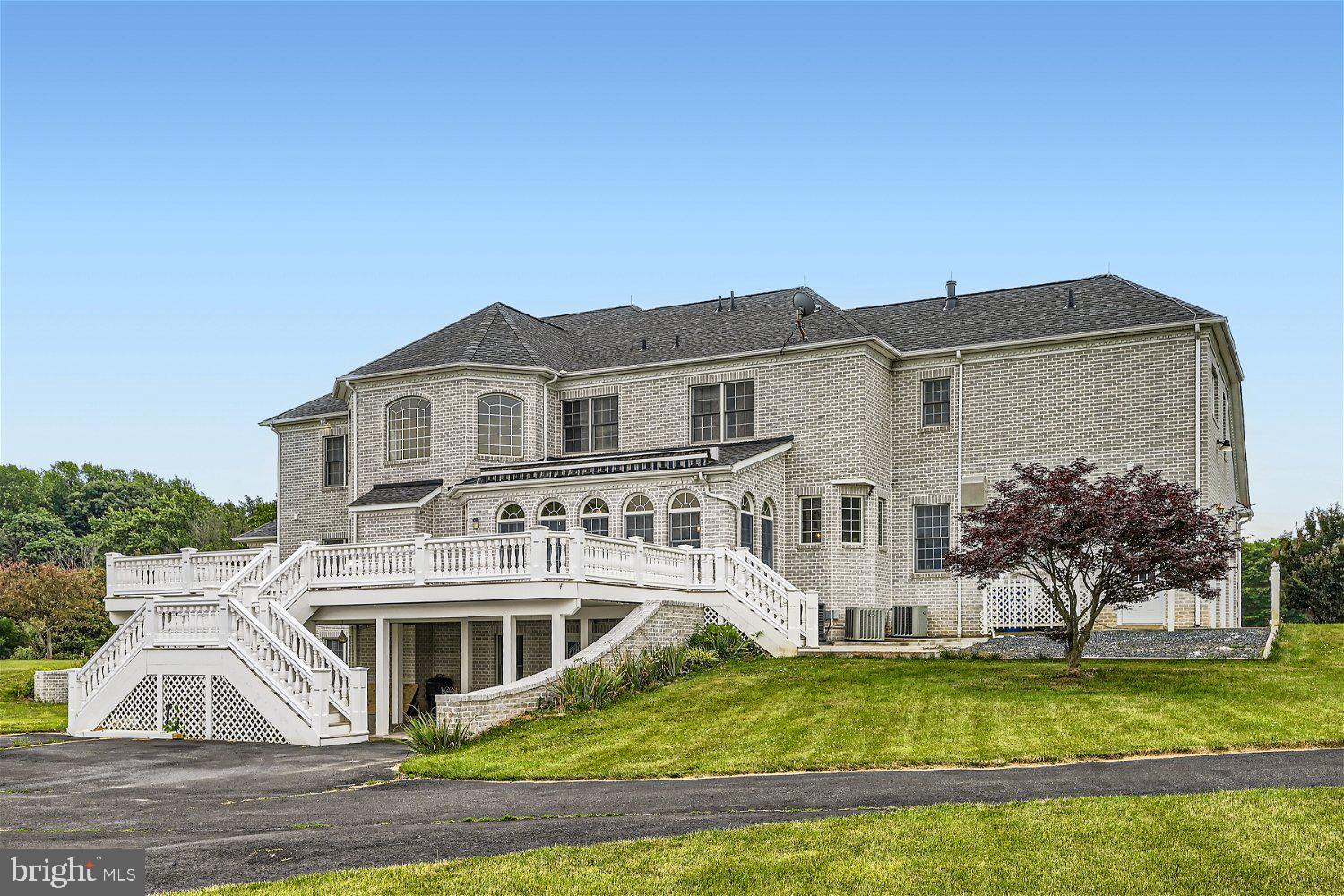 GLENVILLE MANOR - Residential