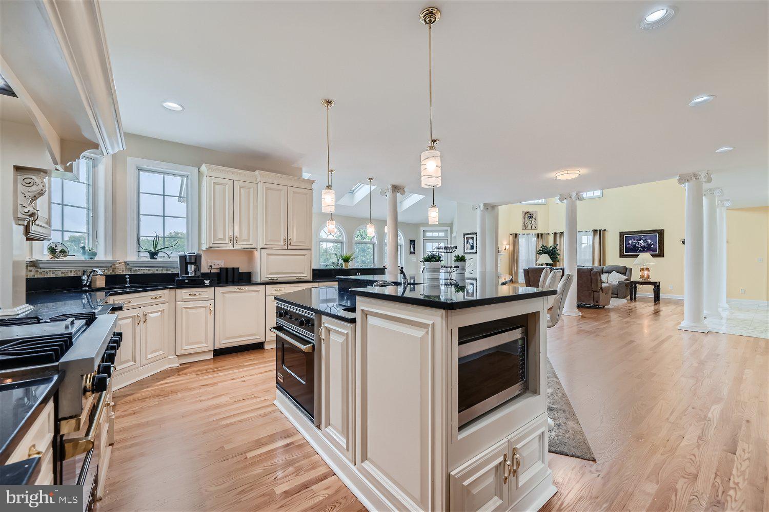 GLENVILLE MANOR - Residential