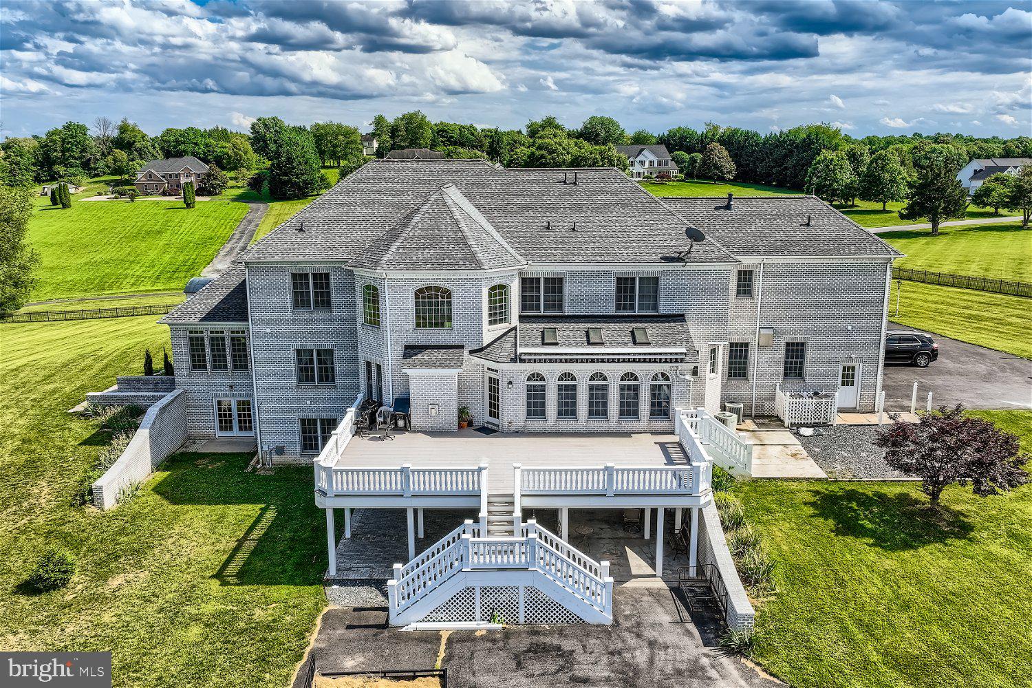 GLENVILLE MANOR - Residential