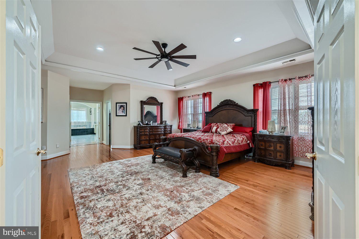 GLENVILLE MANOR - Residential