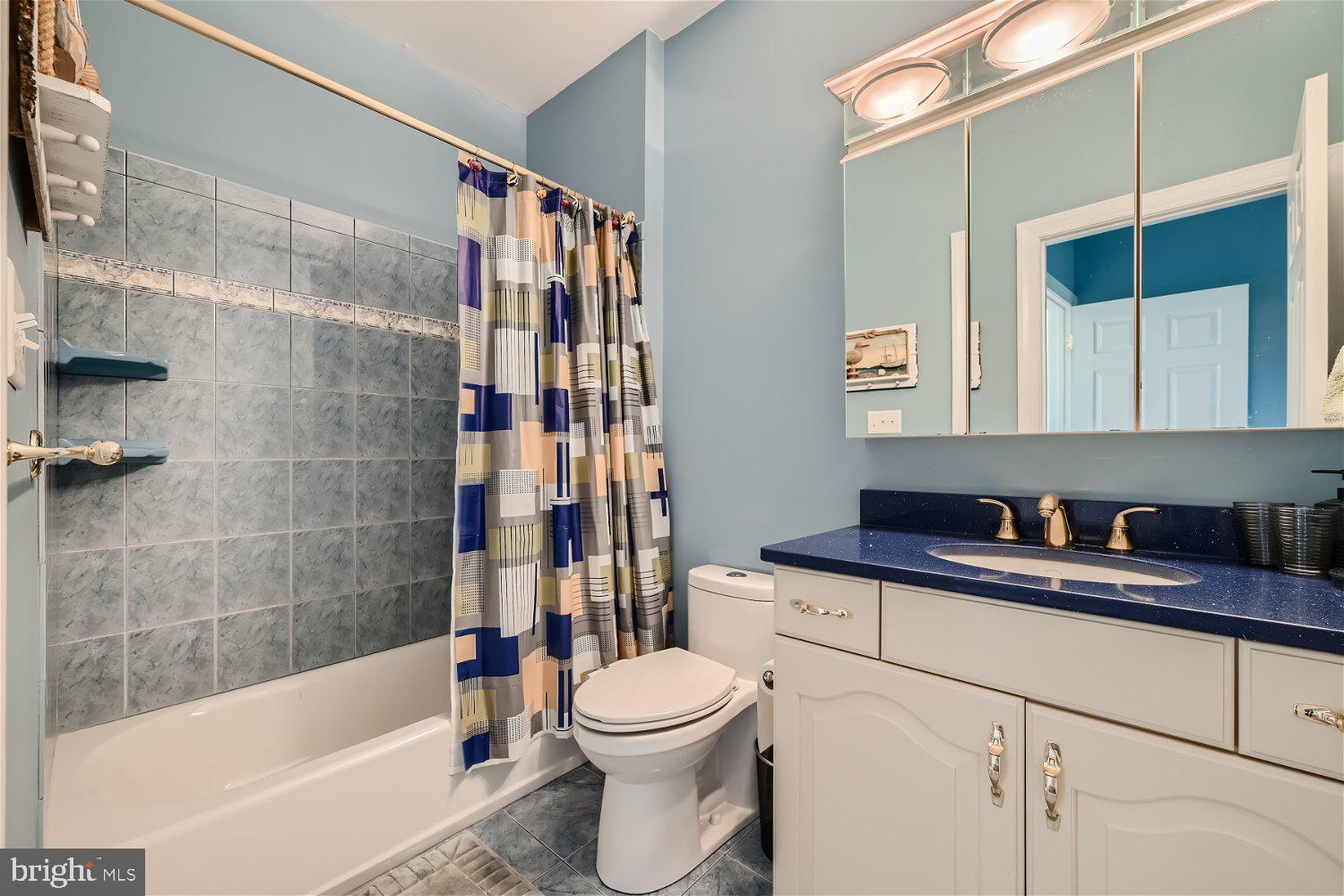 GLENVILLE MANOR - Residential