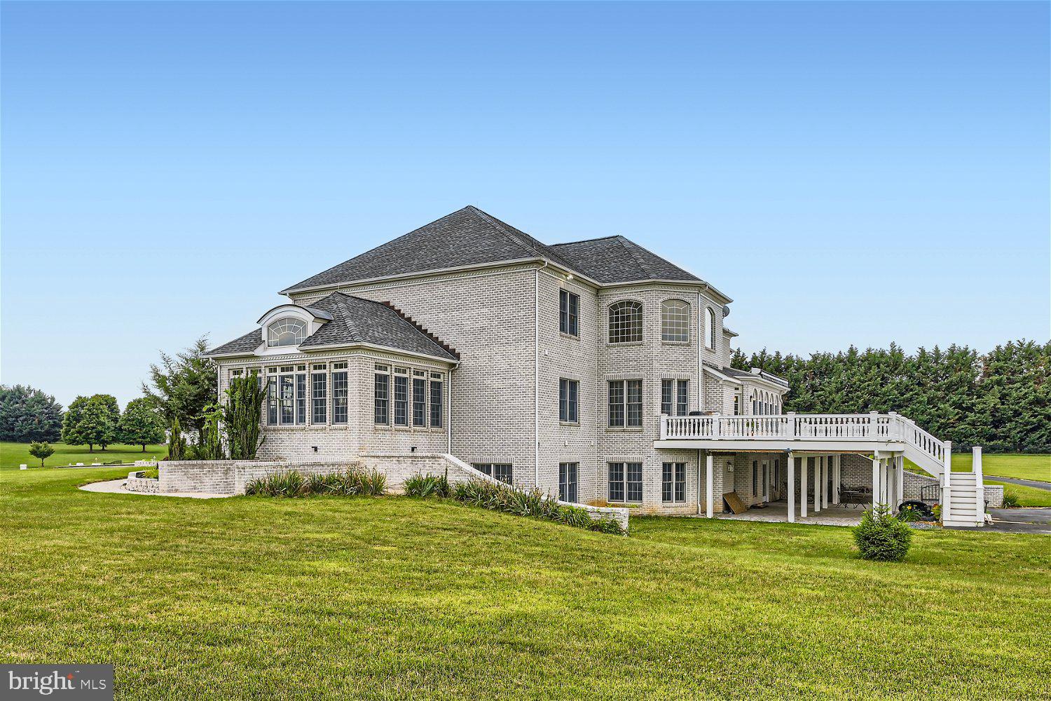 GLENVILLE MANOR - Residential