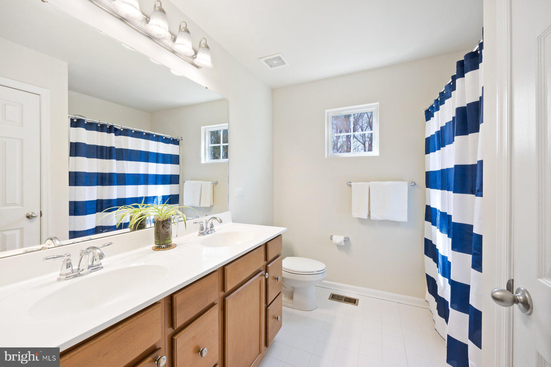 TAYLOR VILLAGE - Residential