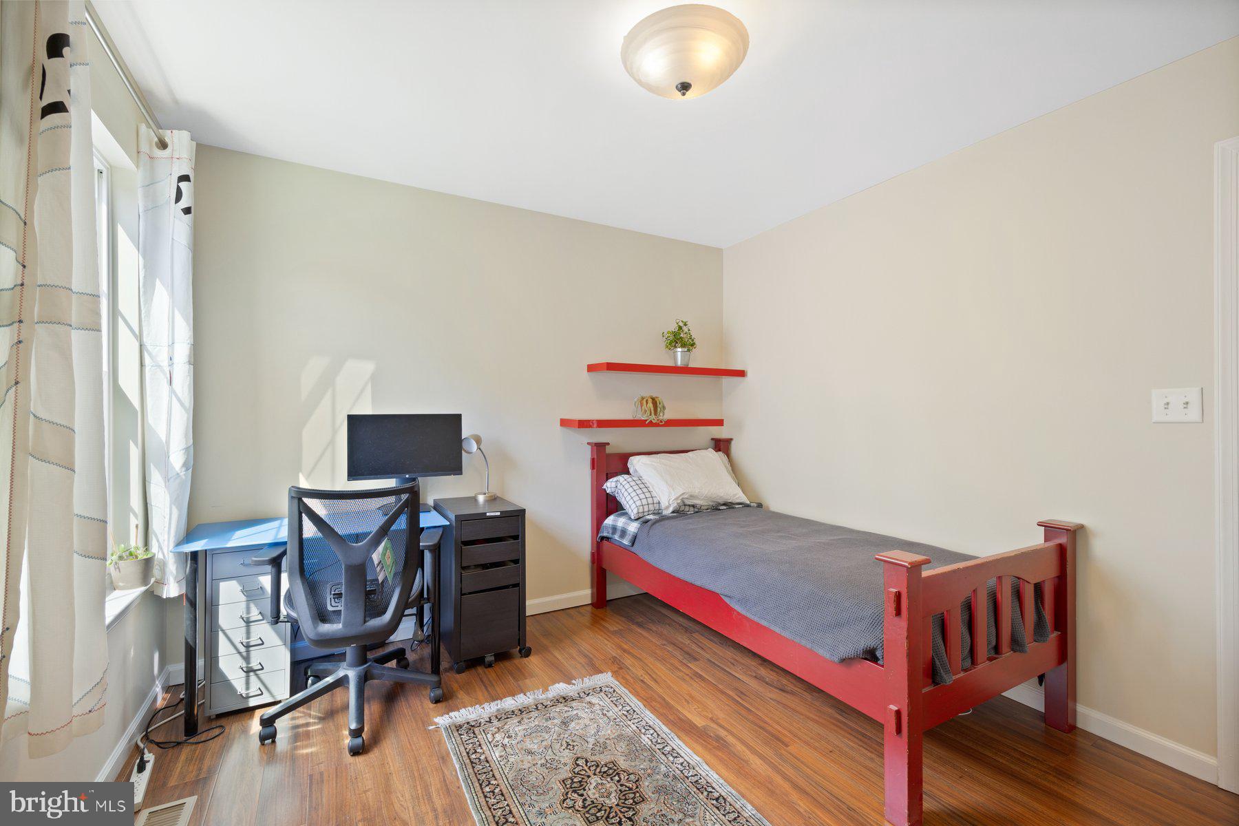 TAYLOR VILLAGE - Residential