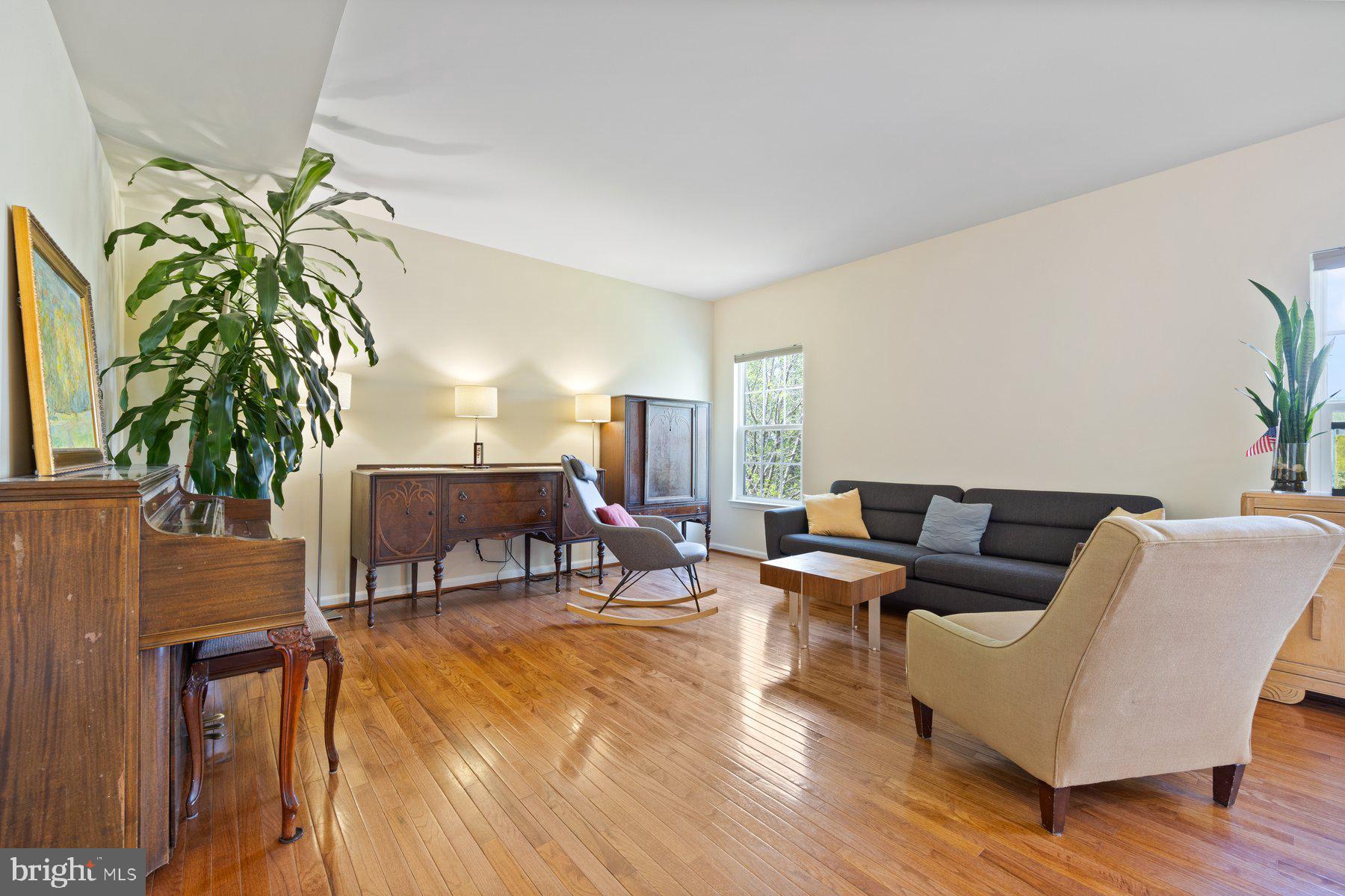 TAYLOR VILLAGE - Residential