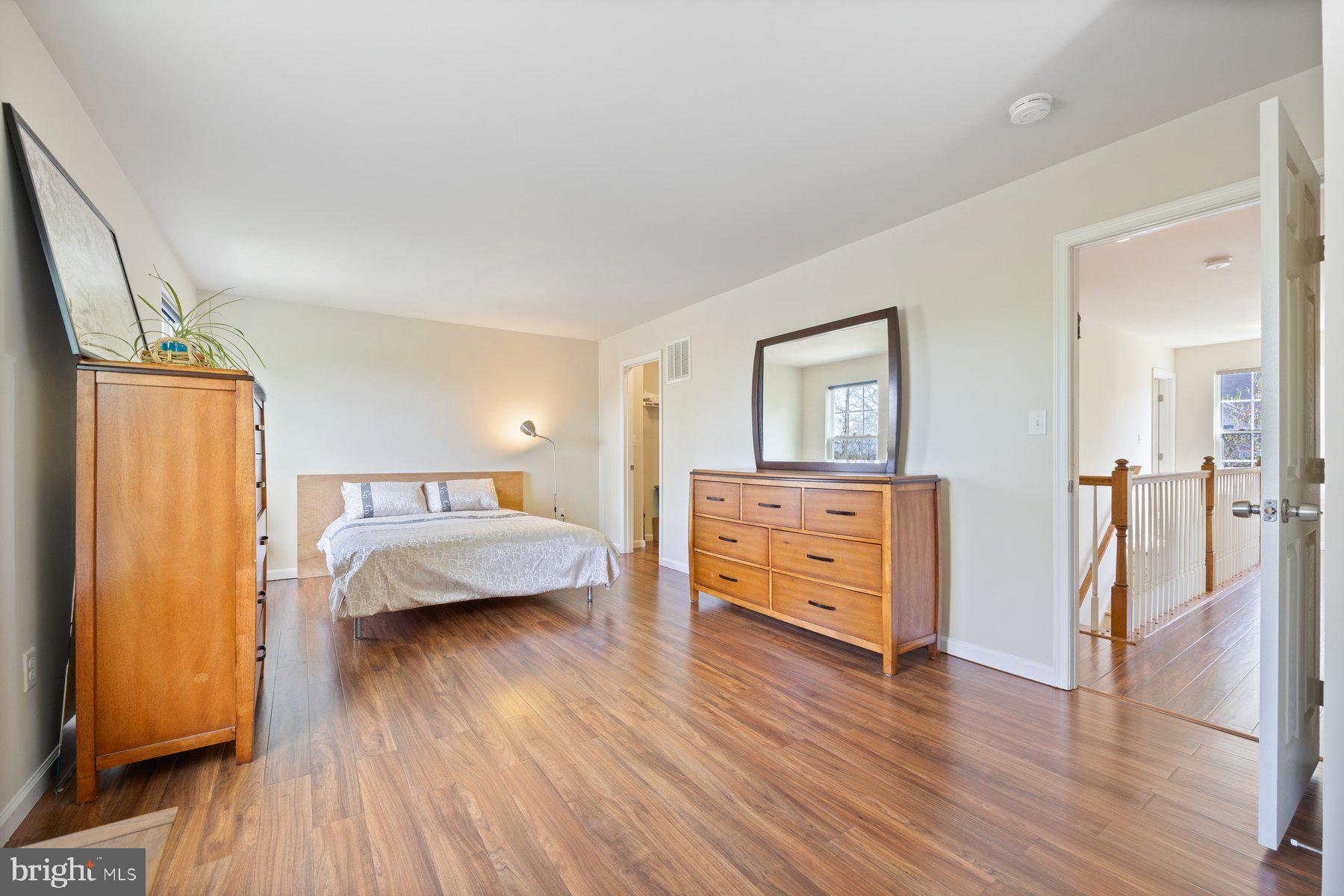 TAYLOR VILLAGE - Residential