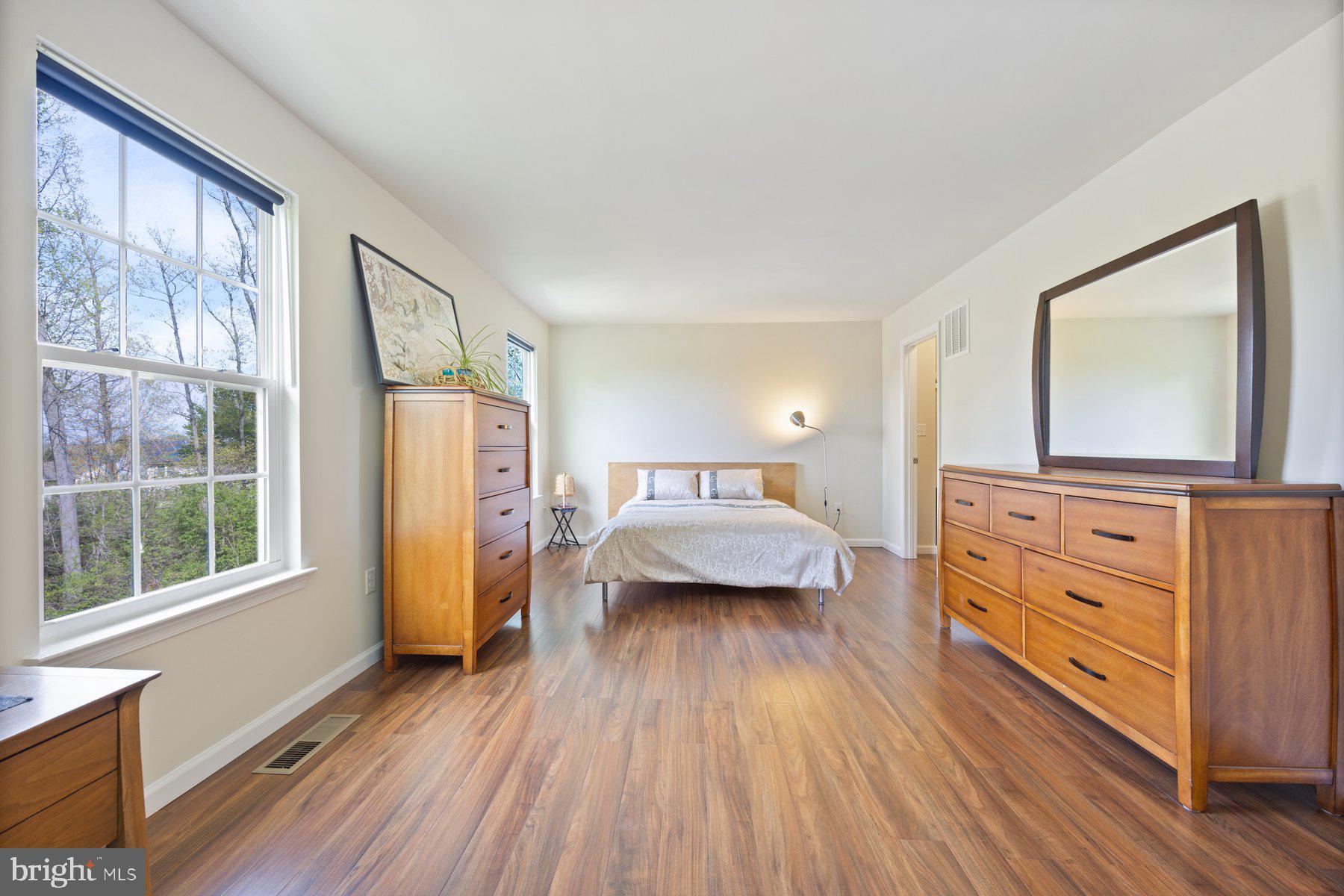 TAYLOR VILLAGE - Residential